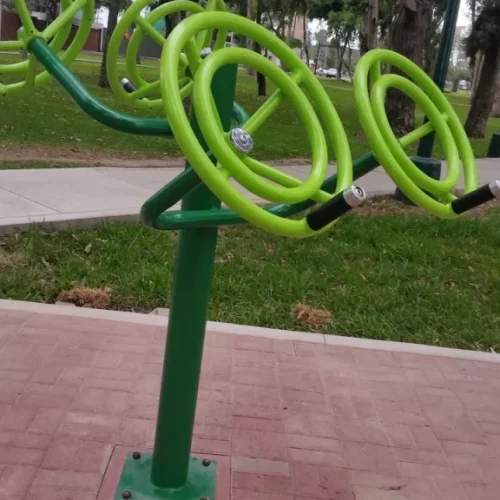 Rueda para hombros - Línea Parques, Gimnasio para Parques para trabajar hombros - Power Fitness Pro